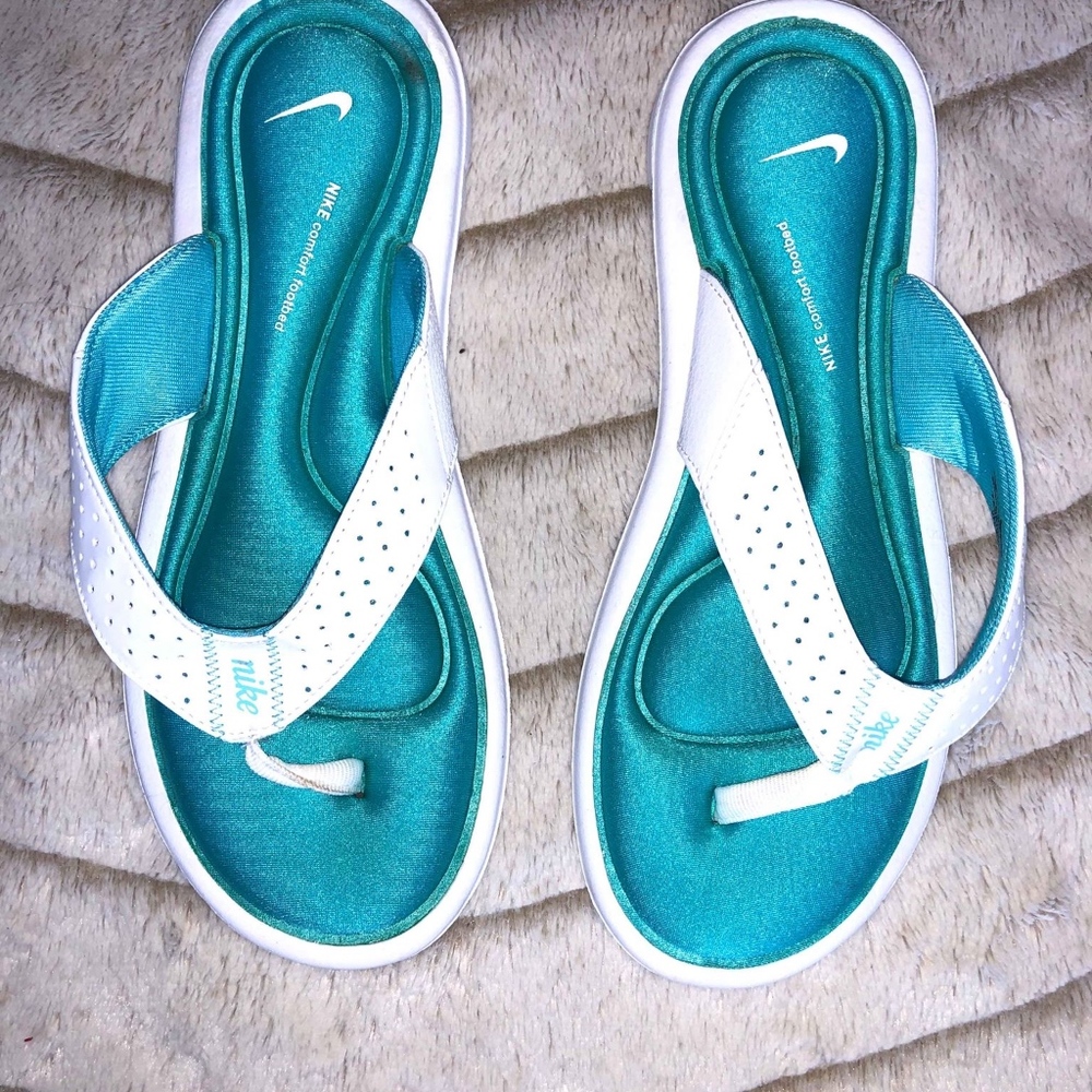 Nike Women's Comfort Thong